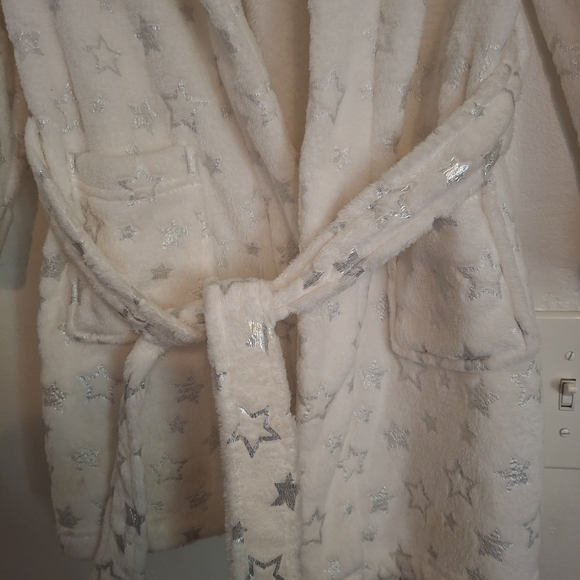 Cat & Jack White Hooded Robe - Picture 3 of 4